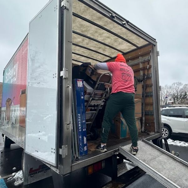 Safeway Moving Real Customers Gallery6